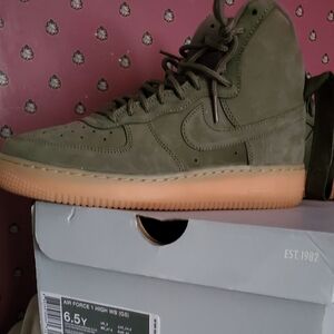Nike Air Force 1 High WB Men's Shoes - Olive
